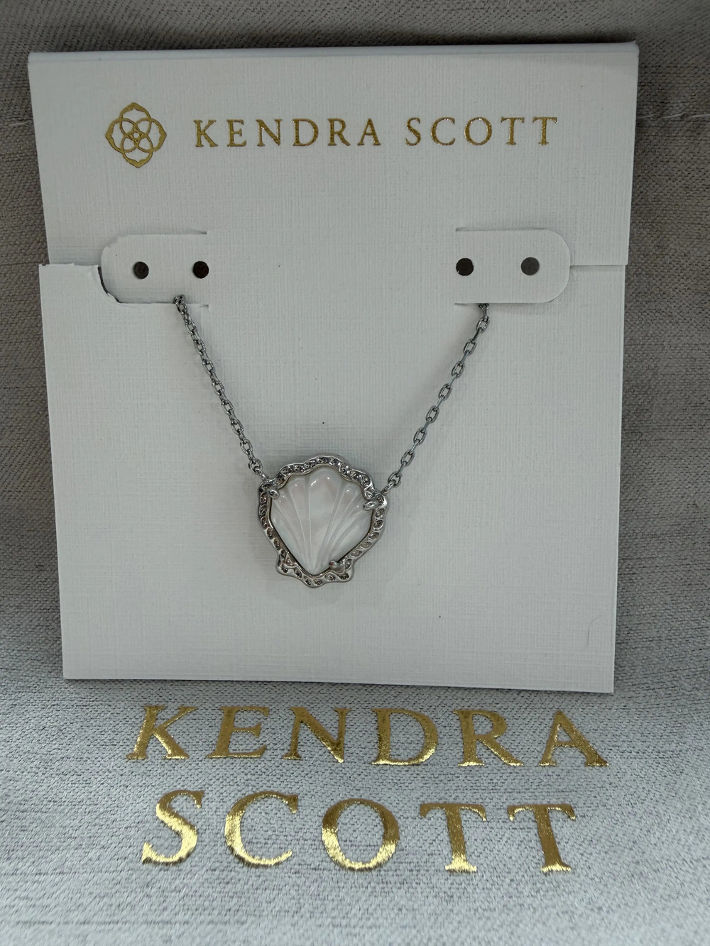 Kendra Scott white seashell necklace